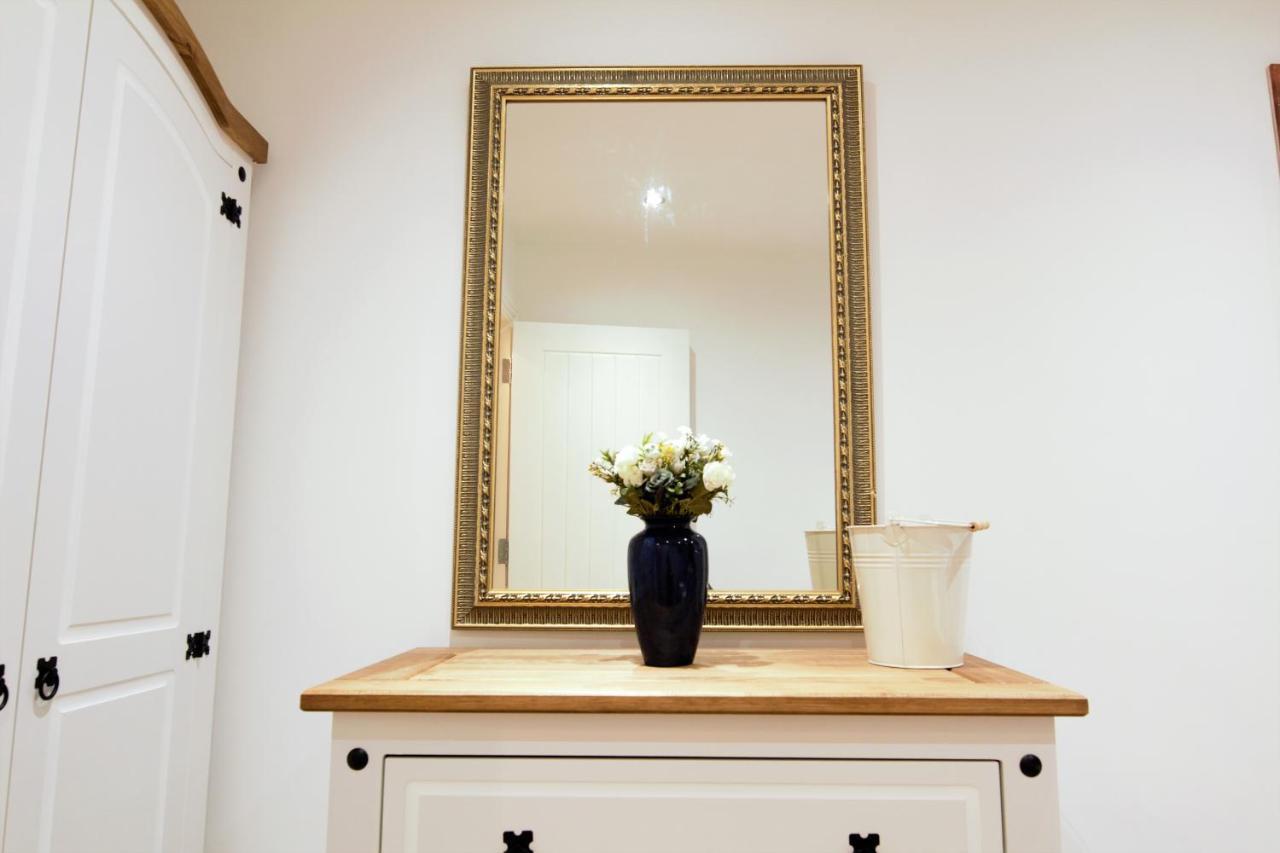 Stylish 2 Bedroom Apartment In The Heart Of Greenwich 런던 외부 사진