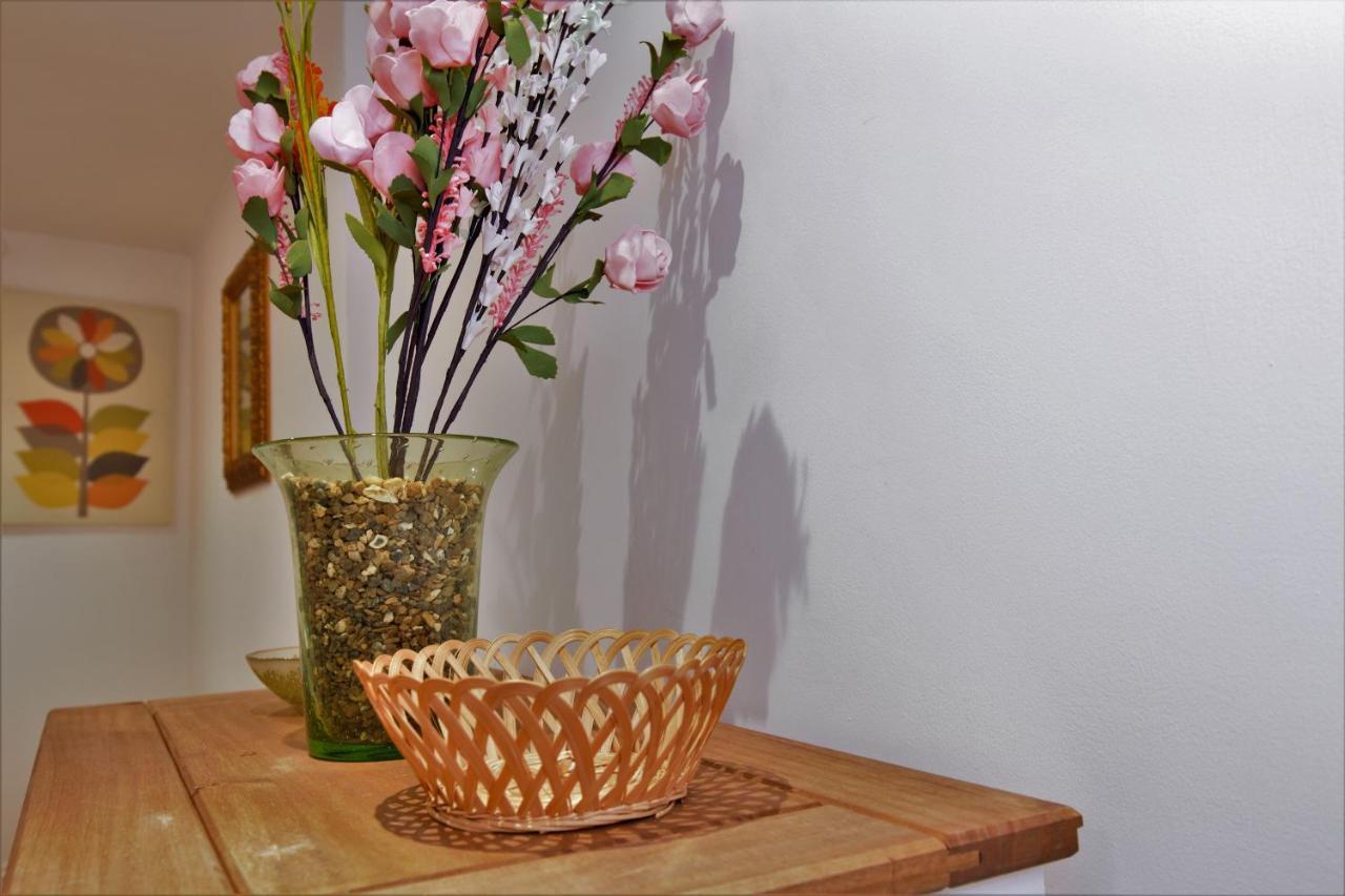 Stylish 2 Bedroom Apartment In The Heart Of Greenwich 런던 외부 사진
