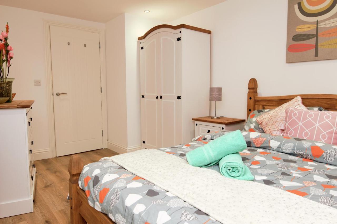 Stylish 2 Bedroom Apartment In The Heart Of Greenwich 런던 외부 사진